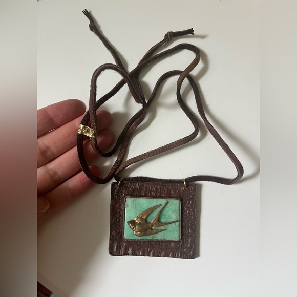 Leather Chrysoprase Gemstone Statement Bird Necklace - Picture 1 of 4